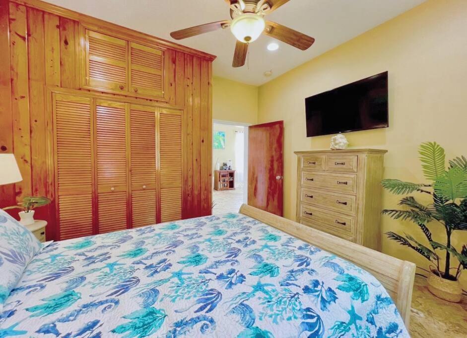 Sailfish Villa Luxury Beachfront Estate Magens Bay Cruz Bay ภายนอก รูปภาพ
