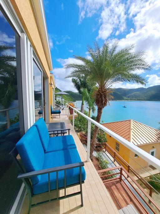 Sailfish Villa Luxury Beachfront Estate Magens Bay Cruz Bay ภายนอก รูปภาพ