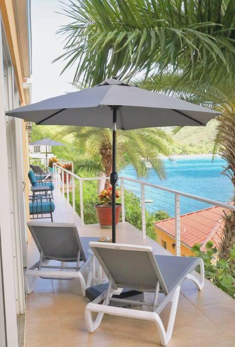 Sailfish Villa Luxury Beachfront Estate Magens Bay Cruz Bay ภายนอก รูปภาพ