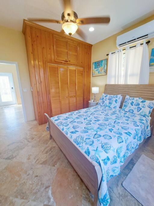 Sailfish Villa Luxury Beachfront Estate Magens Bay Cruz Bay ภายนอก รูปภาพ
