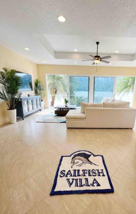 Sailfish Villa Luxury Beachfront Estate Magens Bay Cruz Bay ภายนอก รูปภาพ